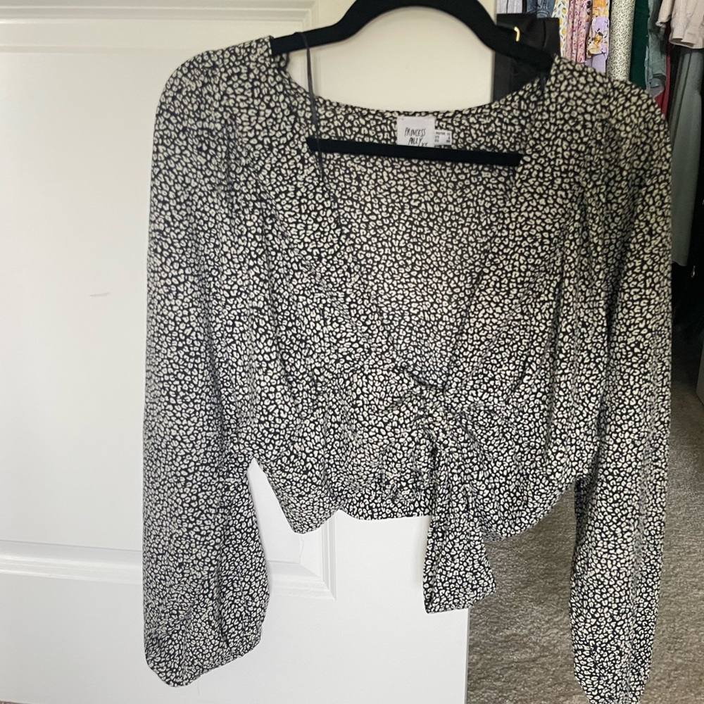 Princess polly cheetah shirt with tie-front